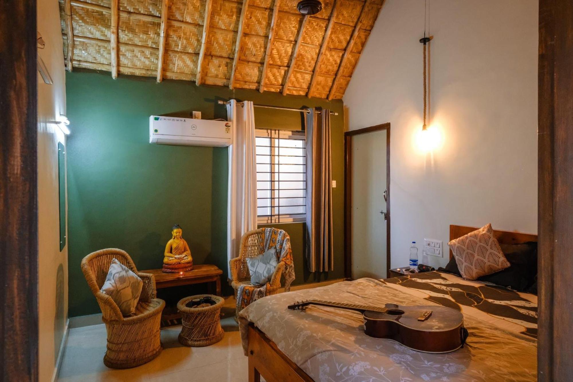 The Hideout Cottage And Restaurant Hampi Exteriér fotografie