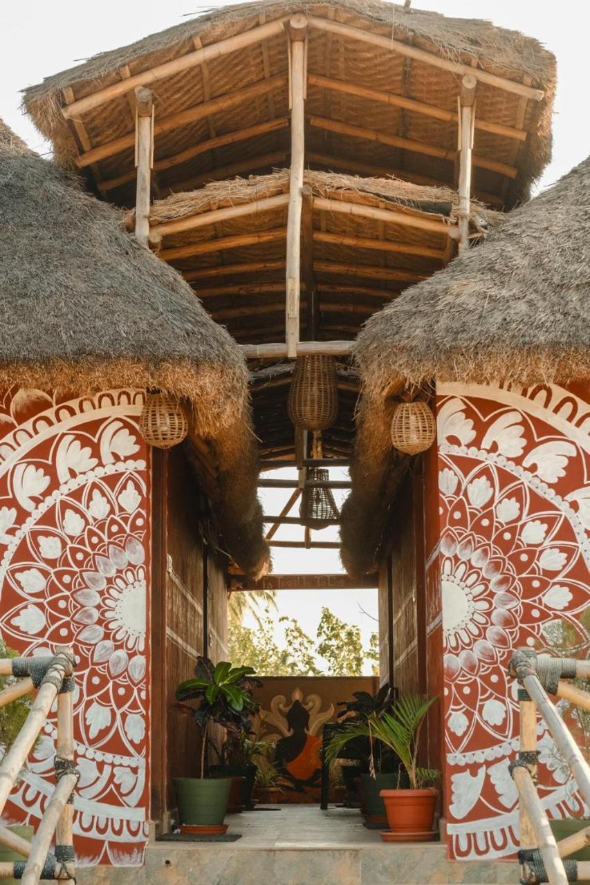The Hideout Cottage And Restaurant Hampi Exteriér fotografie